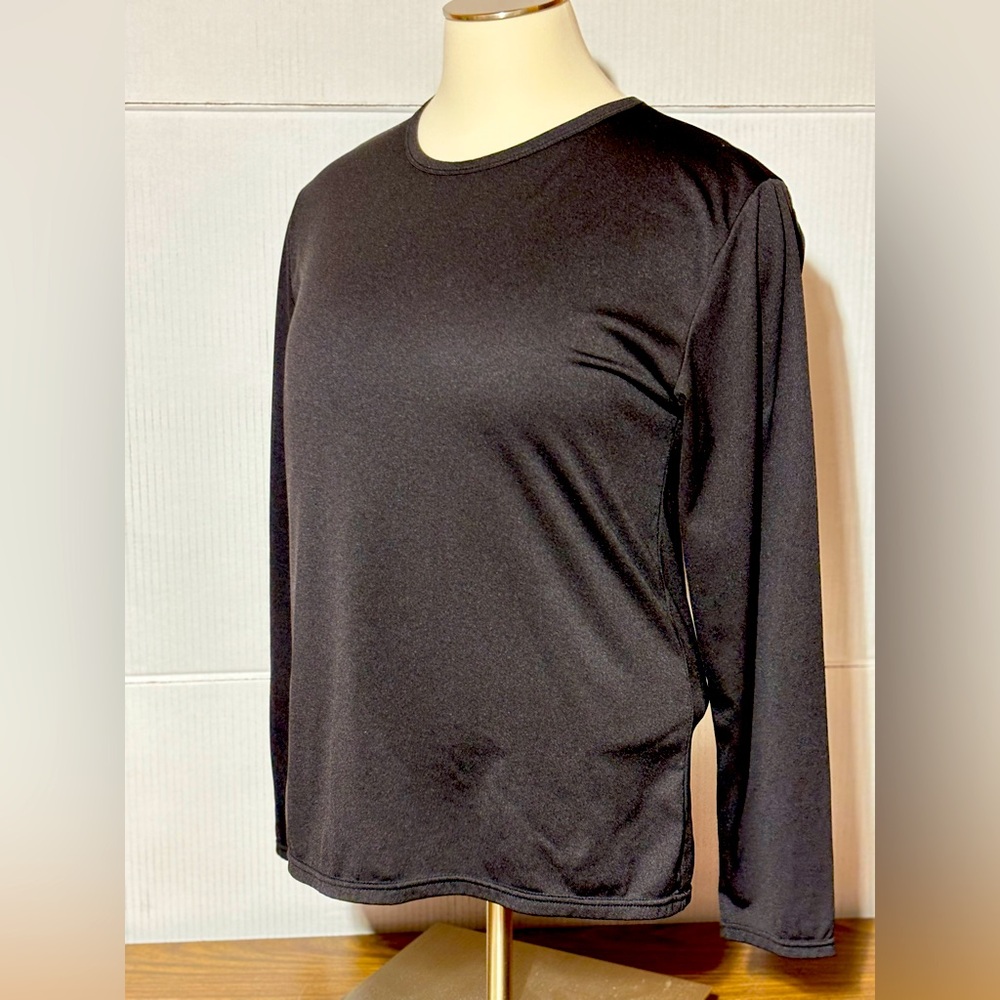Basic black long sleeve women’s tee XXL GOES W/everything 29” L 22” p2p - Picture 6 of 7